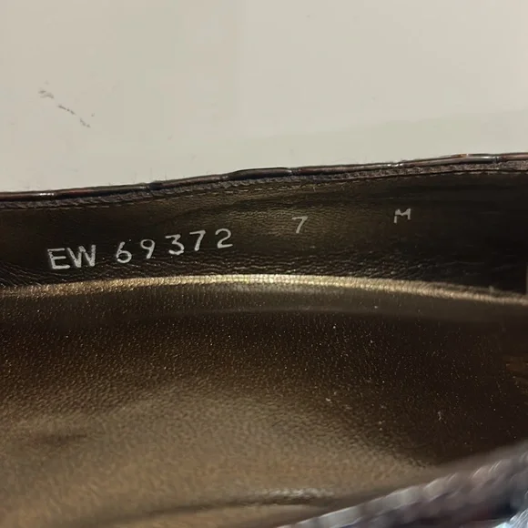 (7) Stuart Weitzman brown faux gator shoes made in Spain - Picture 6 of 8
